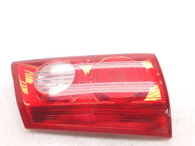 06-10 TOYOTA SIENNA DRIVER SIDE REAR LEFT TAIL LIGHT ASSEMBLY 81560-AE020