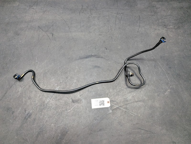 Fuel Feed Pipe 2022 Buick Envision 84034286 2021 2023