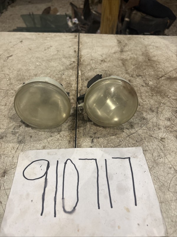 2001 - 2004 Dodge Durango Fog LightSet Bumper DAKOTA 576936