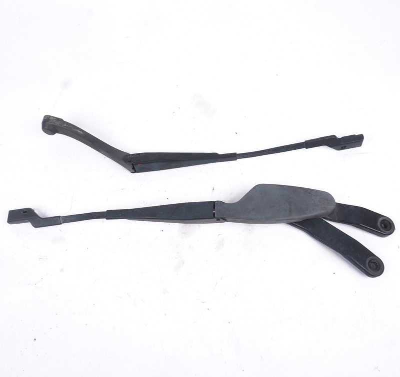 10-13 Mercedes Benz E350 Coupe Convert Left Right Front Windshield Wiper Arm OEM