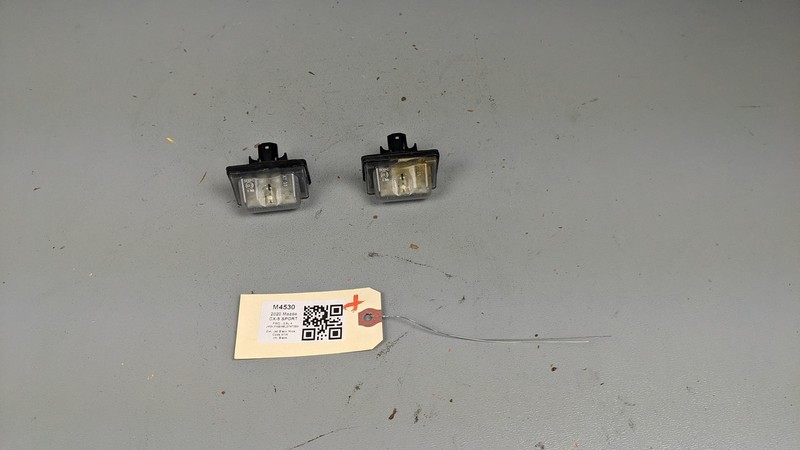 2PC Rear License Plate Light Lamp 2020 Mazda CX-5 GSJ1-51-270C 2019 - 2023