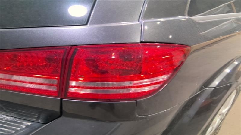 Passenger Tail Light Incandescent Lamps Fits 10-20 JOURNEY 3351413