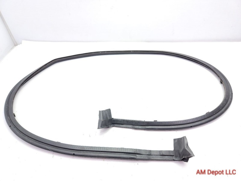 2004 BMW 330ci 325ci E46 Convertible Folding Top Cover / Lid Sealing Gasket