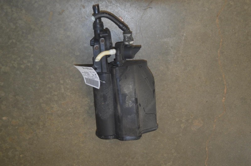 2014-2016 BMW 328I GT F34 2.0L FUEL EVAPORATOR CHARCOAL VAPOR CANISTER OEM