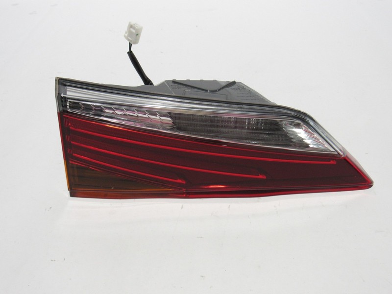 Lexus IS300 2020 Rear Right Passenger Taillight Tail Light Lamp 14-21 *