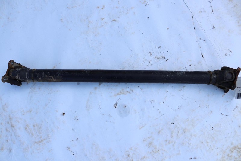 2017-2019 BMW 330I XDRIVE F30 FRONT DRIVE SHAFT PROPELLER CARDAN SHAFT OEM