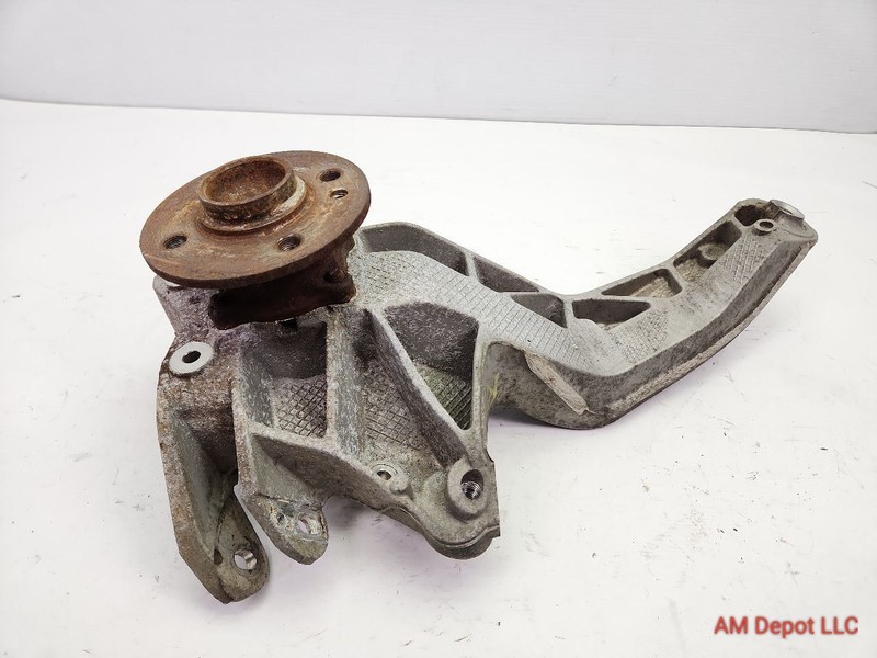 2013 Mini Cooper S R56 R57 Rear Right Trailing Lower Control Arm w Bearing Hub