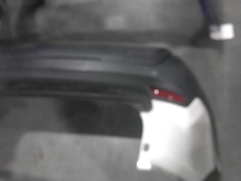 2020 Jeep Cherokee Bumper Assembly White OEM Used Multiple Scratches 85k Miles