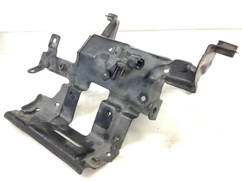 02-04 Honda CR-V Bracket Gas Evap Charcoal Canister Stay Sensor Vent MAP OEM