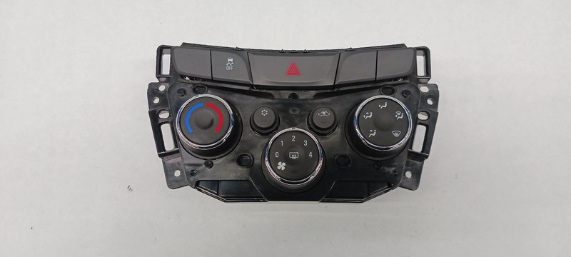 17-'21 CHEVROLET TRAX Heat AC Controller w/o heated seat OEM 1 Year Wnty!
