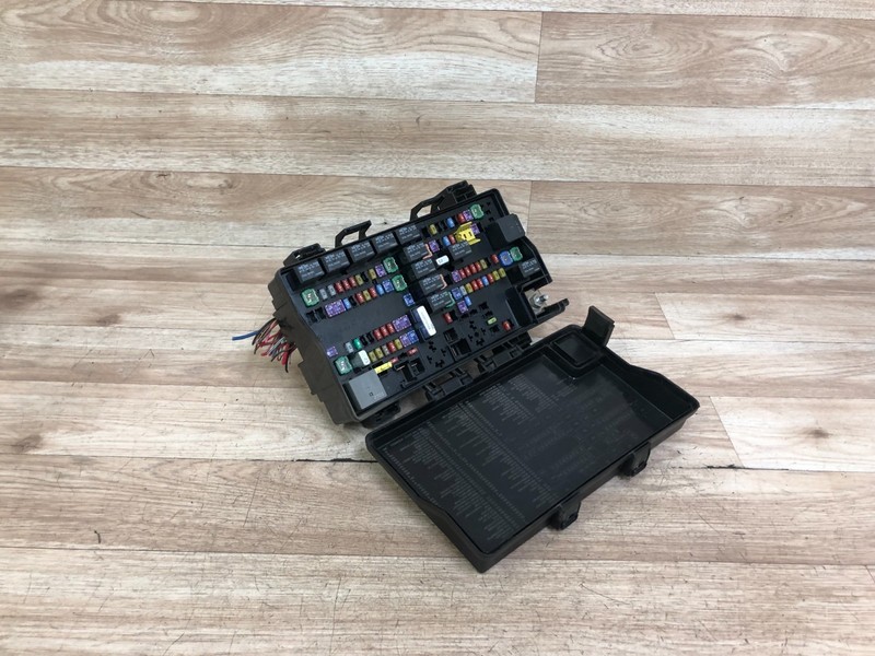 DODGE RAM 1500 OEM FRONT SAM FUSE BOX RELAY FUSES ASPEN BLOCK 2015-2022