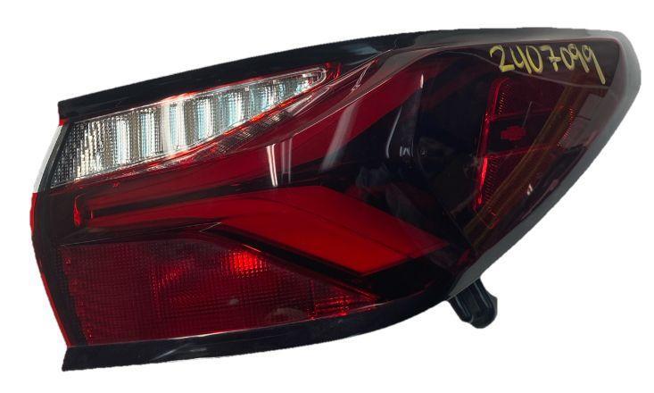 Chevy Blazer tail light 19 to 22 right side quarter panel lamp OEM 84587612