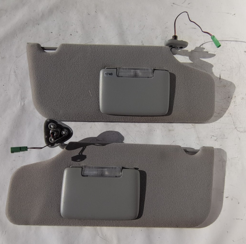 2005 2006 2007 Ford Freestyle Sun Visor Set Left Driver & Right Passenger Side