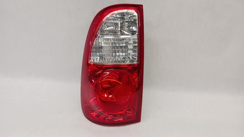 05-'06 TOYOTA TUNDRA Left driver Taillight OEM Grade B
