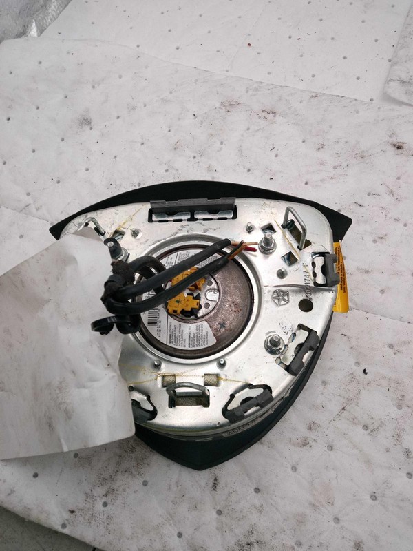 2008 Chrysler Town & Country Steering Wheel Air Bag OEM Silver 138K Miles