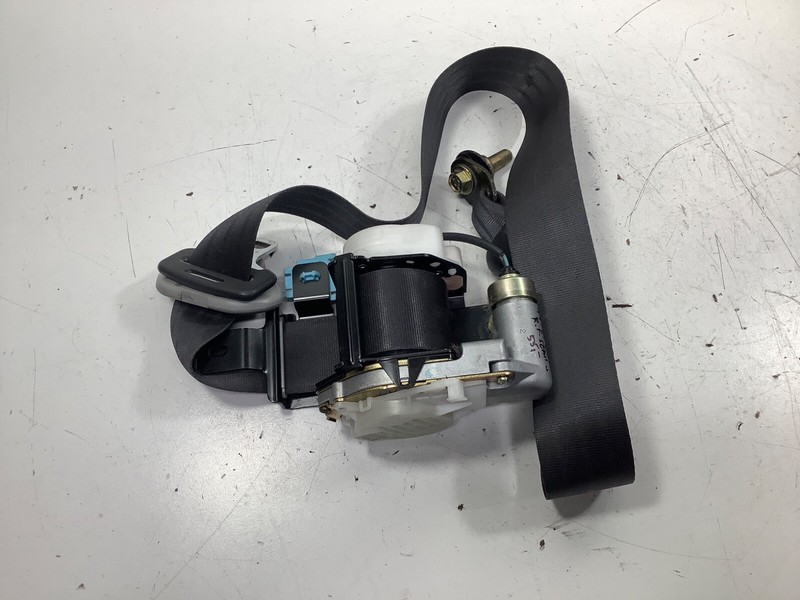 99-01 Honda CR-V Right Front Seat Belt Assembly OEM