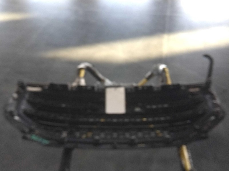 2019 GMC Acadia Grille Black OEM 84431667 Used 4DR SUV 72000 Miles