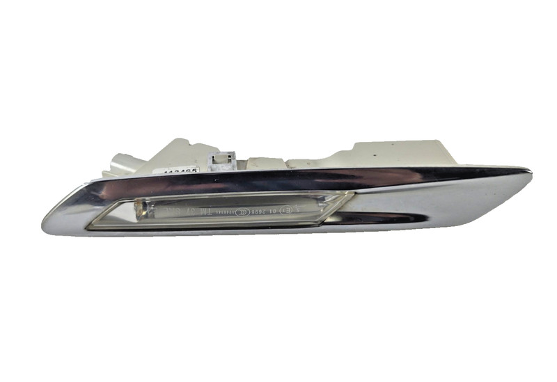 2011 2013 BMW 528i 550i Right Passenger Front Fender Side Marker Light Lamp OEM