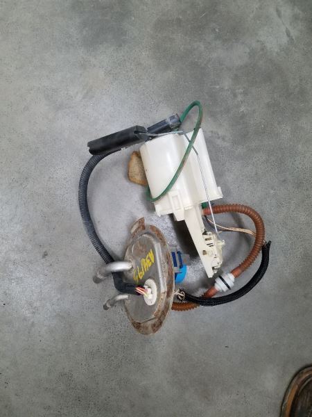 Fuel Pump Assembly Gasoline Front Fits 08-10 FORD F250SD PICKUP 259408