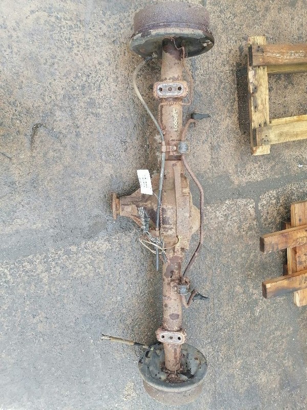 Rear Axle 4WD Hexagon Cover 12 Bolt 9.25" Ring Gear Fits 00-02 DAKOTA 1727773
