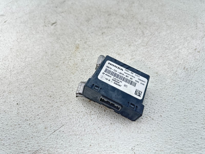 2015-2017 Acura TLX Advance Parking Sensor Control Module OEM 39670-TZ3-A010