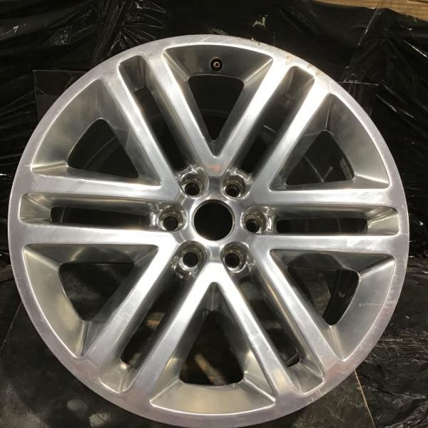 2015-2017 Ford Expedition 3993 Wheel 22x9.5 10 Spoke Rim Polished FL141007FA