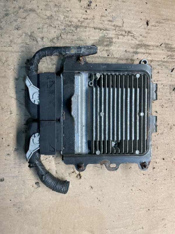 2007 to 2010 Dodge Caliber ECM Engine Computer Module ECU P68027167AD t7468 DG