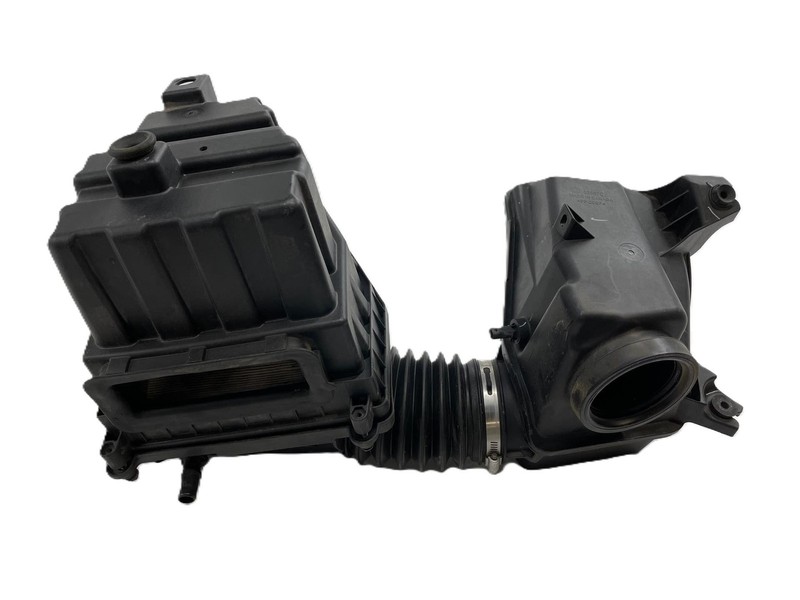 2021-2024 Chrysler Pacifica 3.6L Air Cleaner Assembly Intake W/ Sensor & Pipe OE