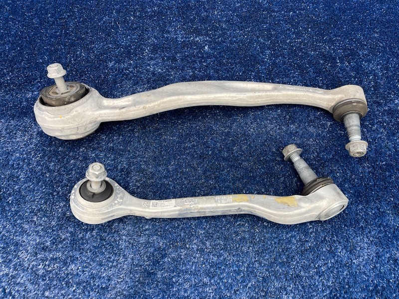 2016-24 Chevrolet Camaro right Front Lower Control Arm Suspension SET OEM