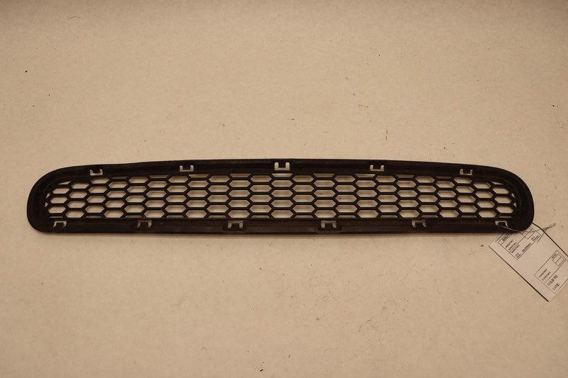 2008-2013 BMW M3 E92 E93 E90 REAR LOWER CENTER BUMPER GRILLE GRILL OEM