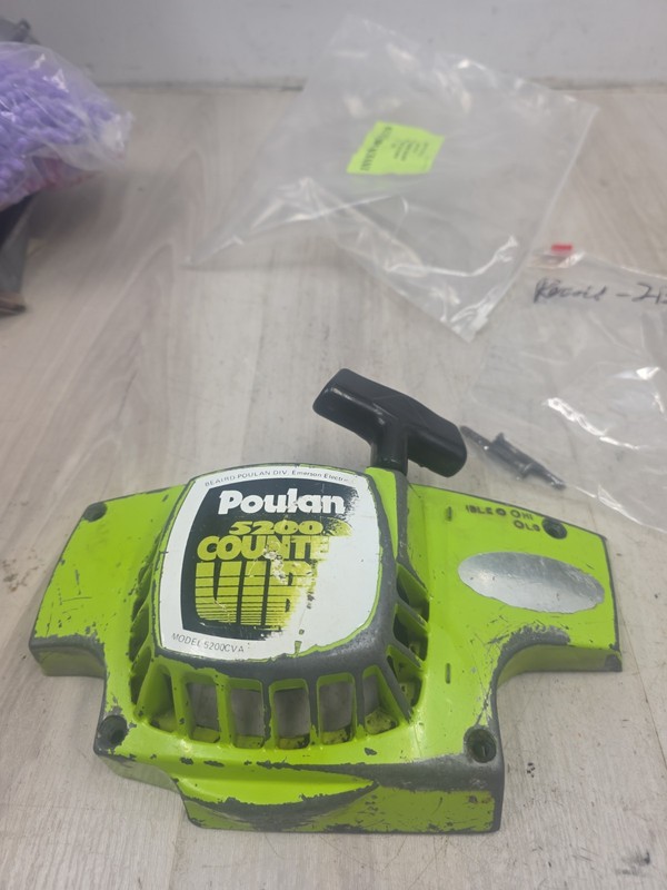 Poulan 5200 Recoil Missing 2 Boltschainsaw part