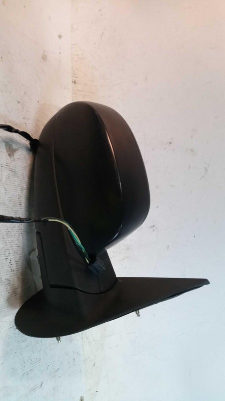 2013 Chevrolet Suburban 1500 Right Door Mirror Assembly Black OEM Used 365K
