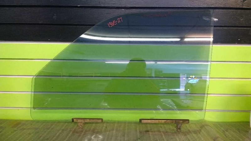 02 MONTERO SPORT DRIVER LEFT FRONT WINDOW DOOR GLASS OEM 1365-27