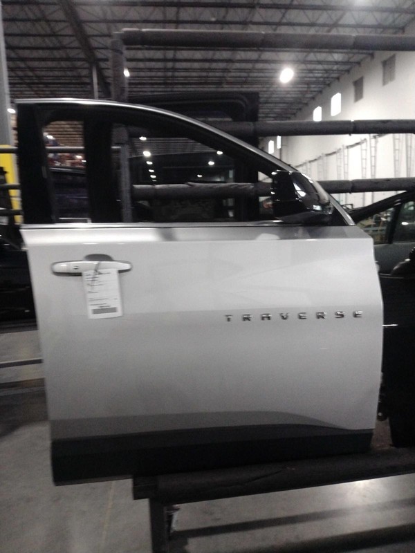 2020 Chevrolet Traverse Right Door Silver 4DR SUV 697029 Used OEM Part