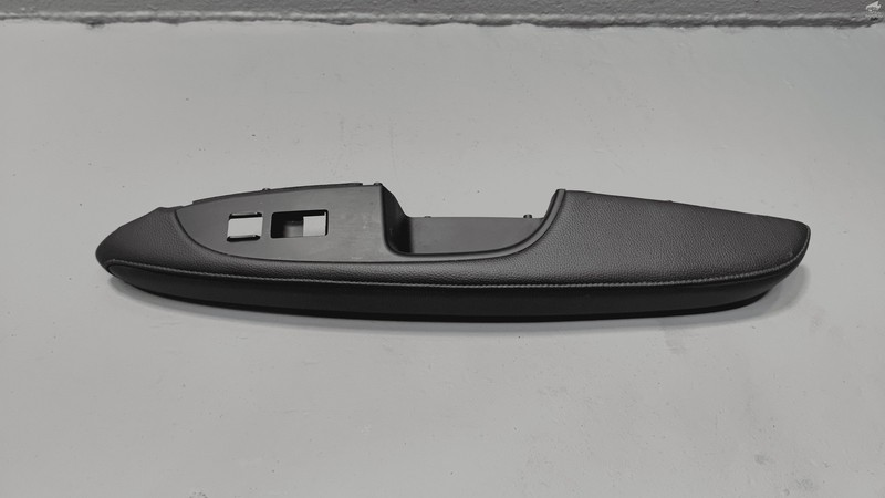 2014-2020 ACURA MDX FRONT PASSENGER SIDE DOOR PANEL PULL HANDLE ARMREST OEM