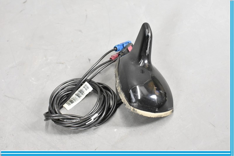08-11 Mercedes W204 C300 C250 C350 Shark Fin Radio Antenna Black 2048208275 OEM