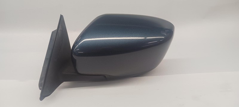 16-'17 NISSAN ROGUE Left driver Door Mirror power non-heated OEM
