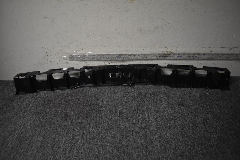 2015-2020 PORSCHE MACAN S RETAING STRIP FACTORY OEM