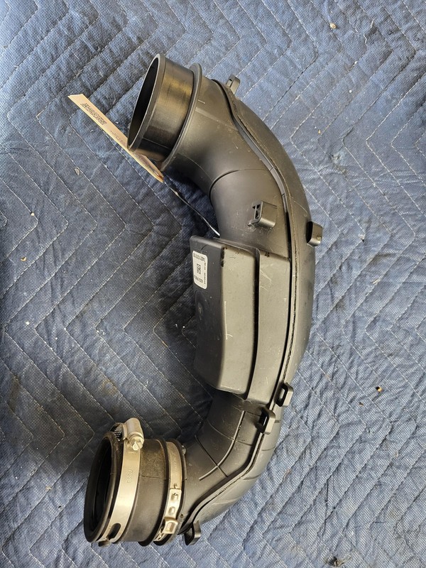 Used Oem Lincoln Engine Air Cleaner Intake Hose Pipe Duct 2020-2022 Corsair 2.0L
