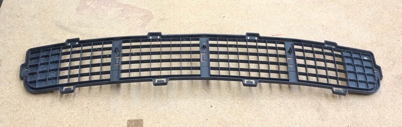 2007-2010 FORD EDGE LOWER BUMPER MOUNTED GRILLE