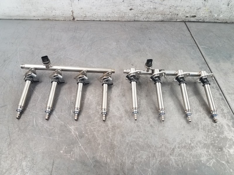 2017 Mercedes AMG C 63 S M177 4.0L Fuel Rails / Injectors #3490 K3