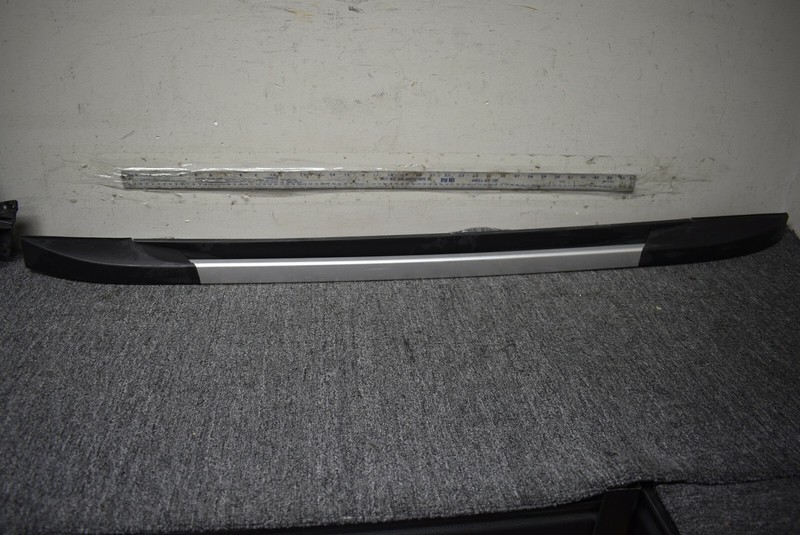 GM ROOF RAIL FACTORY OEM LOCAL PICKUP