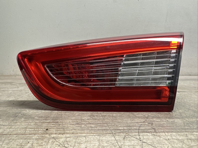06700046630 I 2014 - 20 MASERATI GHIBLI PASSENGER RIGHT REAR INNER TAILLIGHT OEM