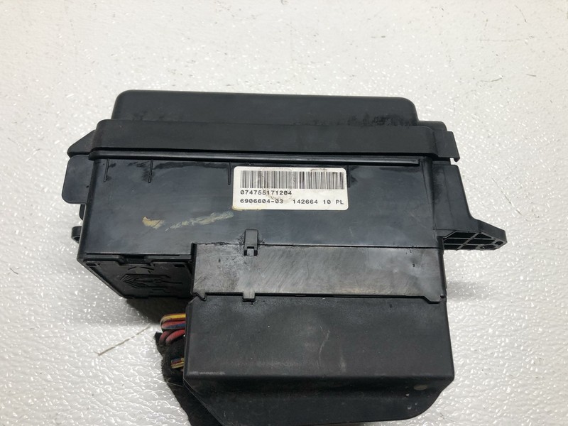 2004-2008 Mini Cooper Engine Fuse Box Supercharged 1.6 Liter S Oem