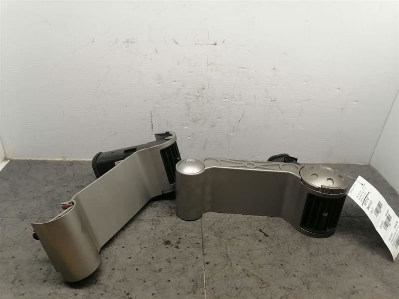 FJ CRUISR 2007-2014 Dash Vents 1376548