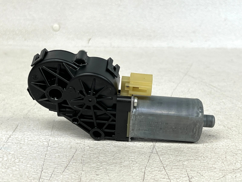⭐2014-2019 MERCEDES CLA250 FRONT LEFT SEAT ADJUSTMENT RECLINE MOTOR OEM LOT2739