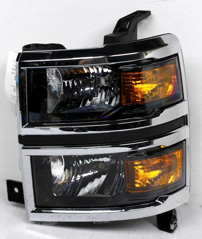 OEM Driver Side Halogen Headlamp For Chevrolet Silverado 1500 LT, WT 23380550