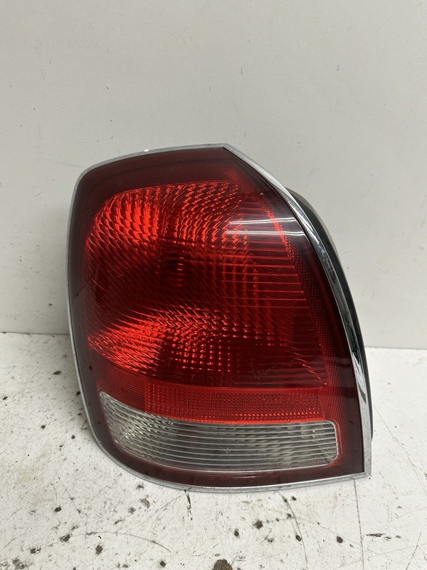 2001-2002 Hyundai XG350 Left Driver Tail Light Lamp Taillight Taillamp Oem