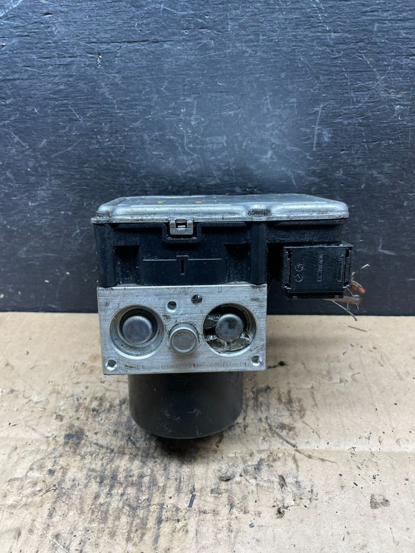 2010 - 2017 BMW X3 ABS Anti-Lock Brake Pump 3451 6859758 OEM R4358 DG