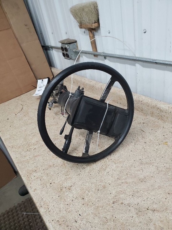 Steering Column Floor Shift With Tilt Wheel Fits 82-83 CAMARO 307707